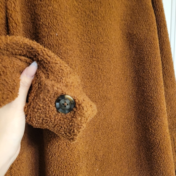 Teddy Style Coat - Picture 4 of 6